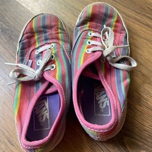 Vans Toddler Girl’s Size 10 Pink Rainbow Stripe